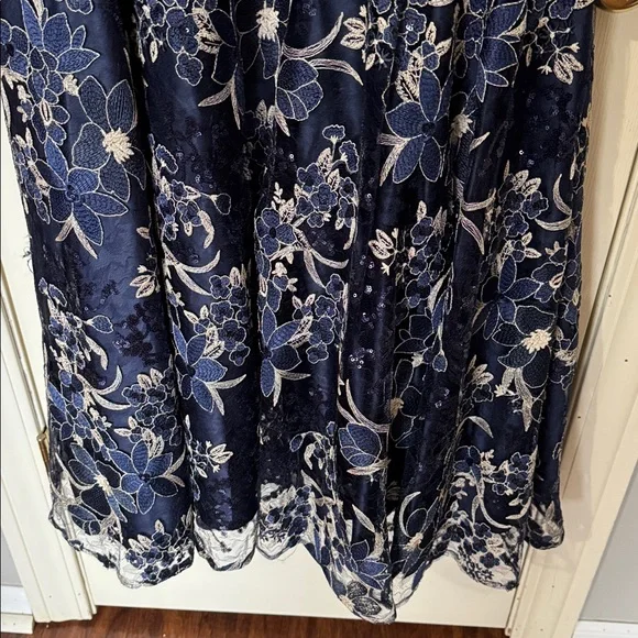 Eliza J Navy and Cream Floral Midi Dress - Picture 6 of 11